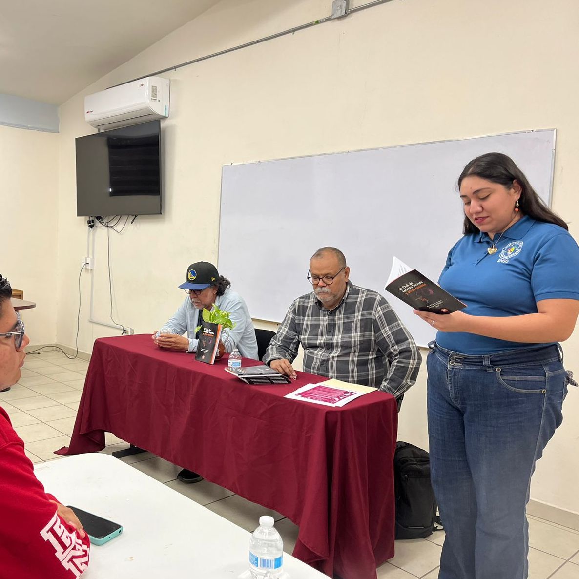 Presentan “El Club de Lectura Secreto y otros cuentos” en la ENSO y UPN Caborca y San Luis