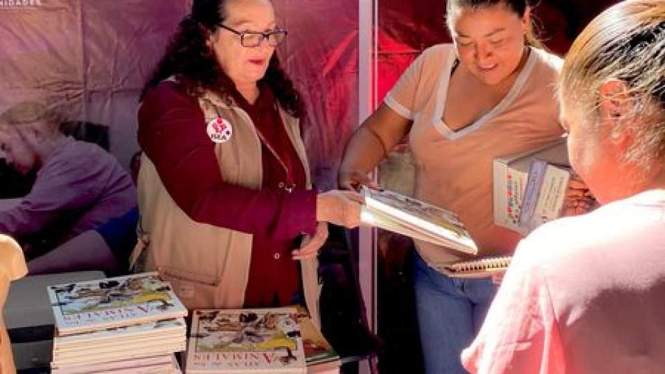 ISEA participó con módulo de información en Feria de Servicios &quot;Sonora Atiende'