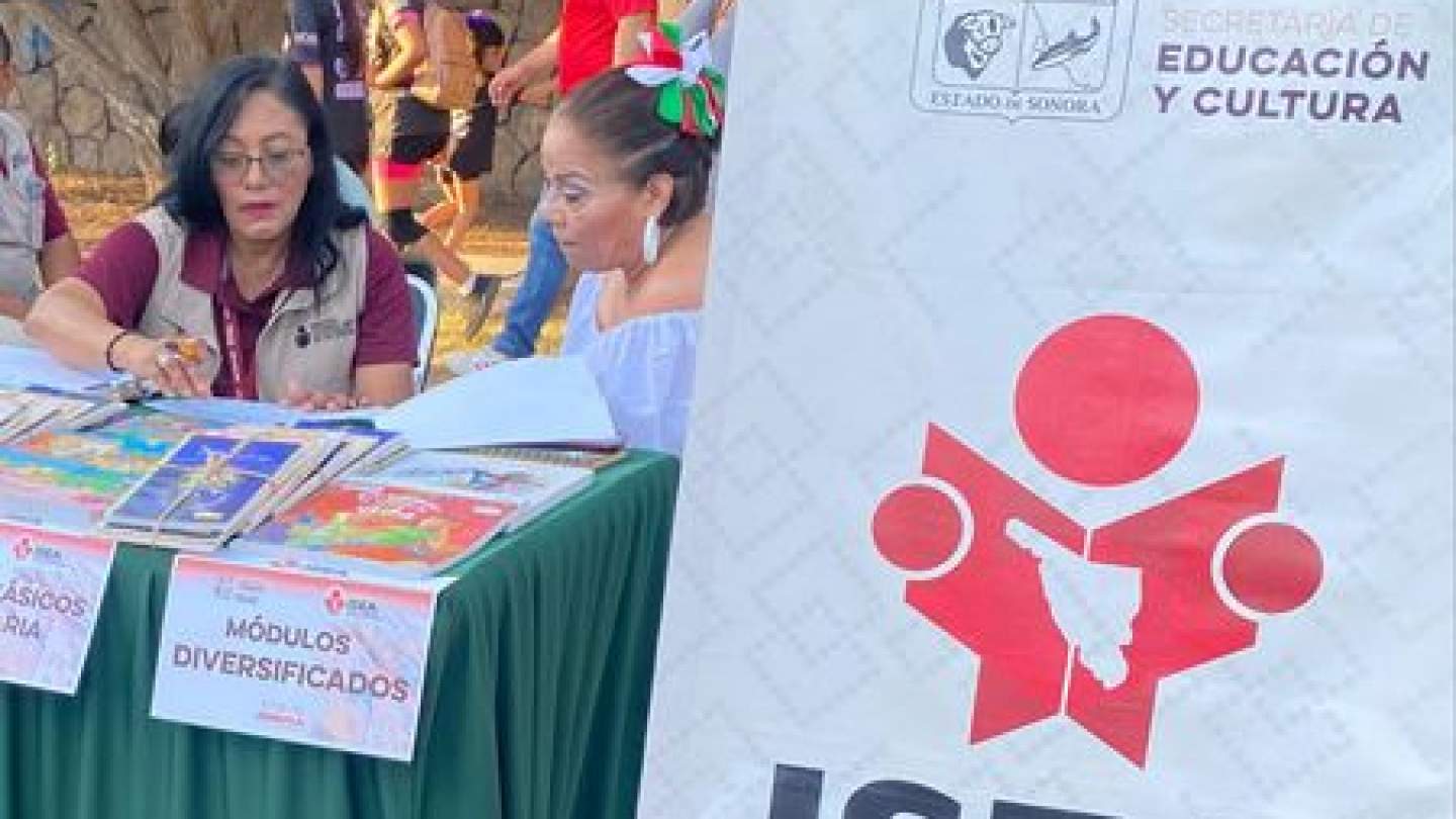 Participa ISEA en evento cultural