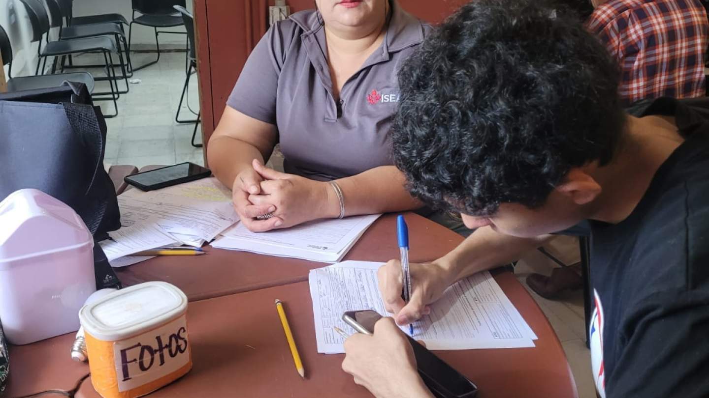 ¿Sabes que con tu experiencia laboral puedes certificar tu primaria y/o secundaria en el ISEA?