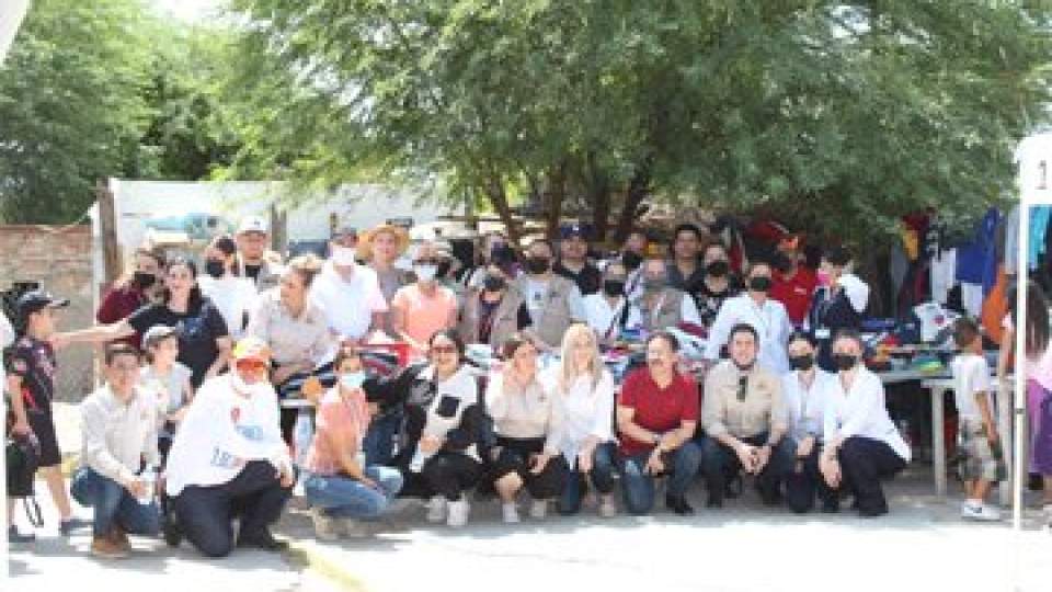 PARTICIPA ISEA  CON DIF SONORA Y EL ISIE EN JORNADA DE APOYO PARA LOS QUE MÁS NECESITAN