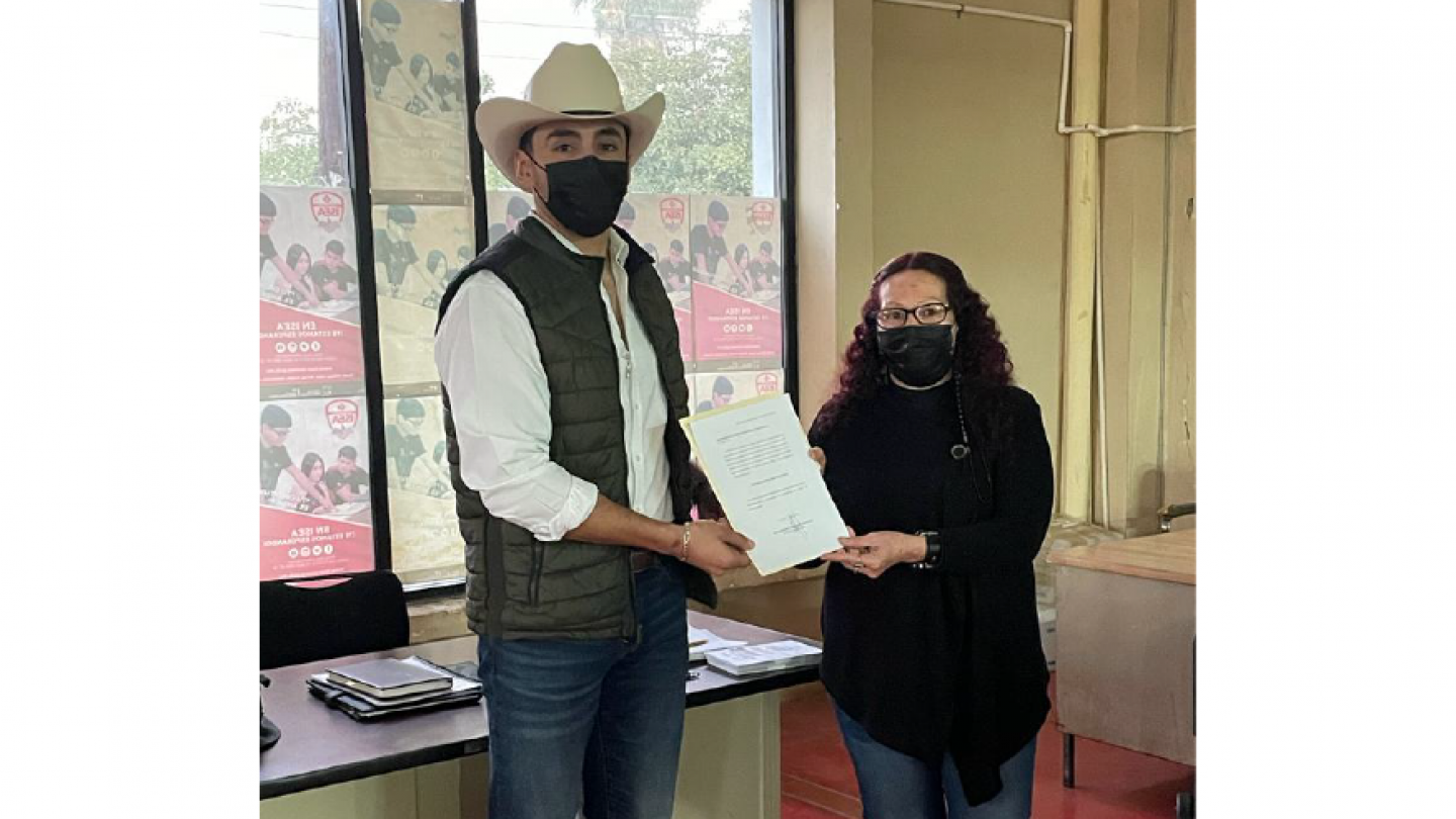 Continúa Directora del ISEA recorridos por Coordinaciones de Zona del Sur de la entidad.