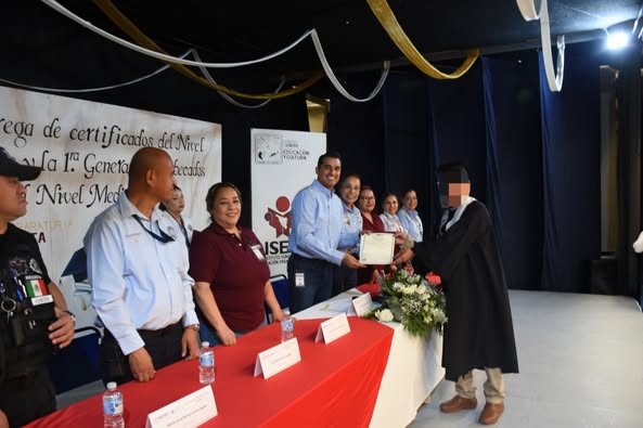 Apoya ISEA en su reinserción social a personas privadas de su libertad